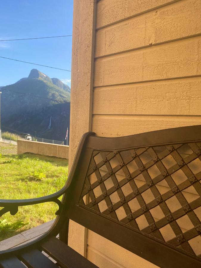 Indreli Feriehus Flåm Dış mekan fotoğraf